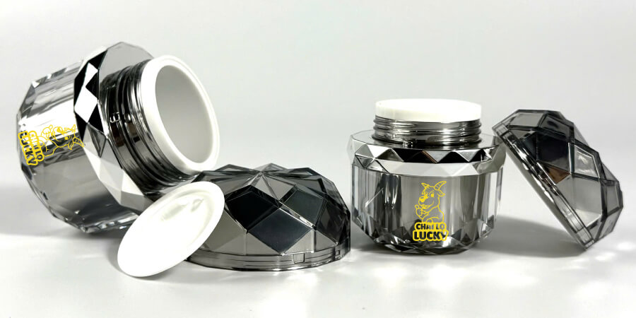 thiết kế set vỏ đựng mỹ phẩm