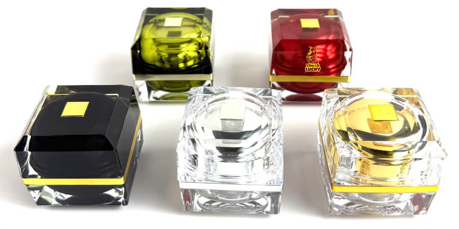 Hũ Nhựa Chiết Kem Vuông 30g