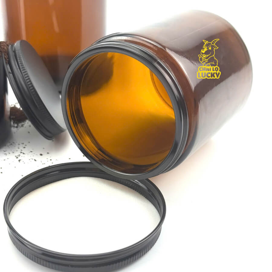 chất liệu thuỷ tinh dày chắc chắn